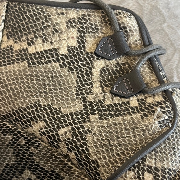 NWOB Tom's Kala Faux Snake Skin Wedge Ankle Boots Size 9 Womens - Picture 8 of 12